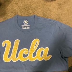 UCLA T-shirt size M
